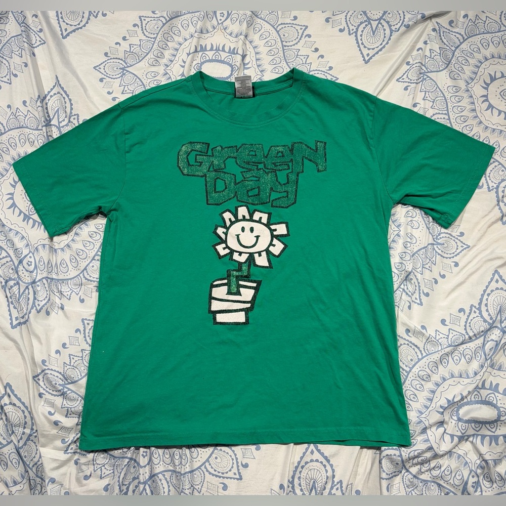 Green Day Shirt Medium
